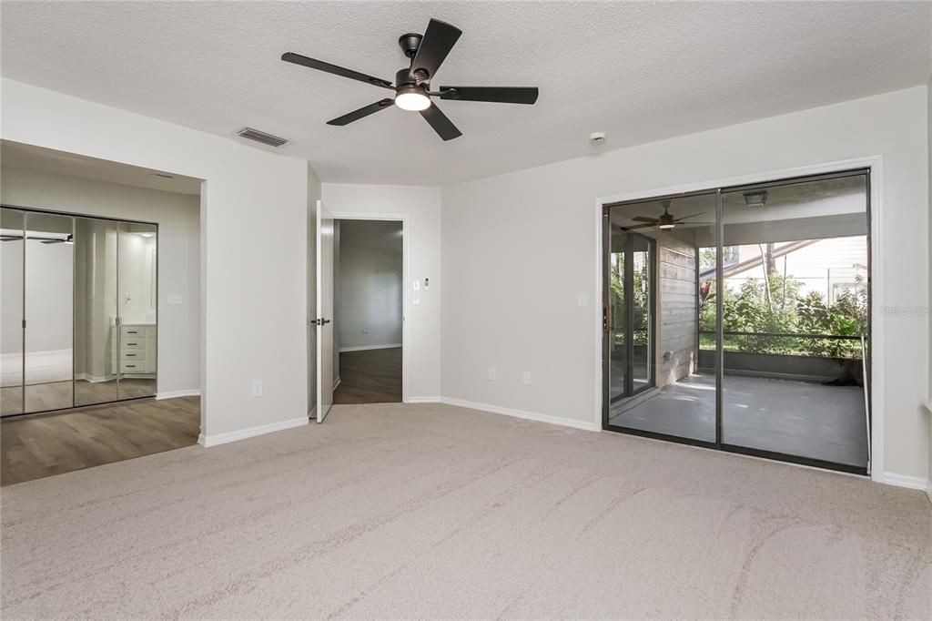 For Sale: $279,900 (3 beds, 2 baths, 1596 Square Feet)