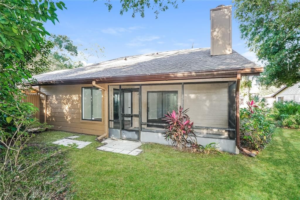 For Sale: $279,900 (3 beds, 2 baths, 1596 Square Feet)