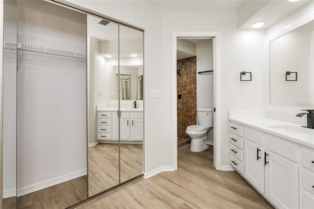 For Sale: $279,900 (3 beds, 2 baths, 1596 Square Feet)