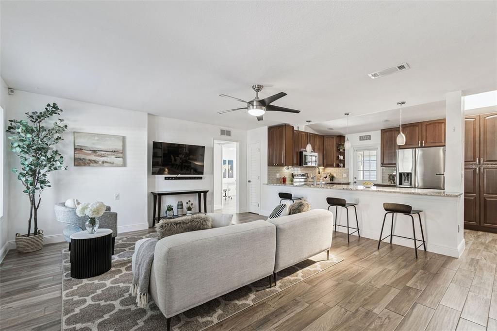 For Sale: $575,000 (3 beds, 2 baths, 1485 Square Feet)