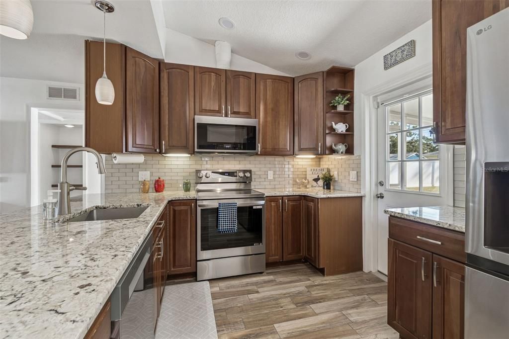 For Sale: $575,000 (3 beds, 2 baths, 1485 Square Feet)