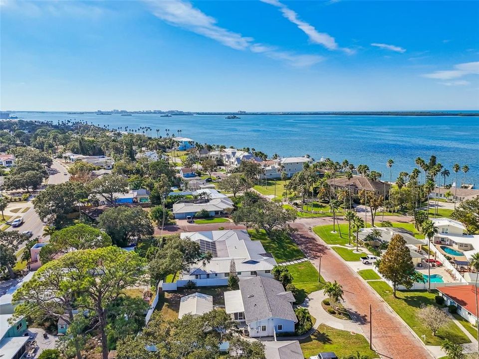 For Sale: $575,000 (3 beds, 2 baths, 1485 Square Feet)