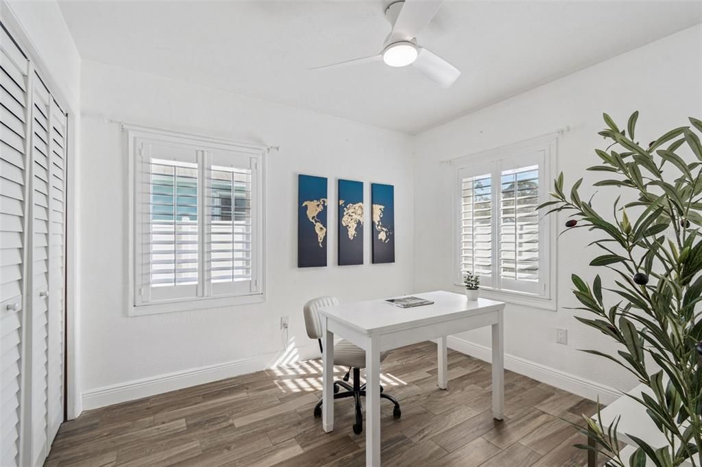 For Sale: $575,000 (3 beds, 2 baths, 1485 Square Feet)