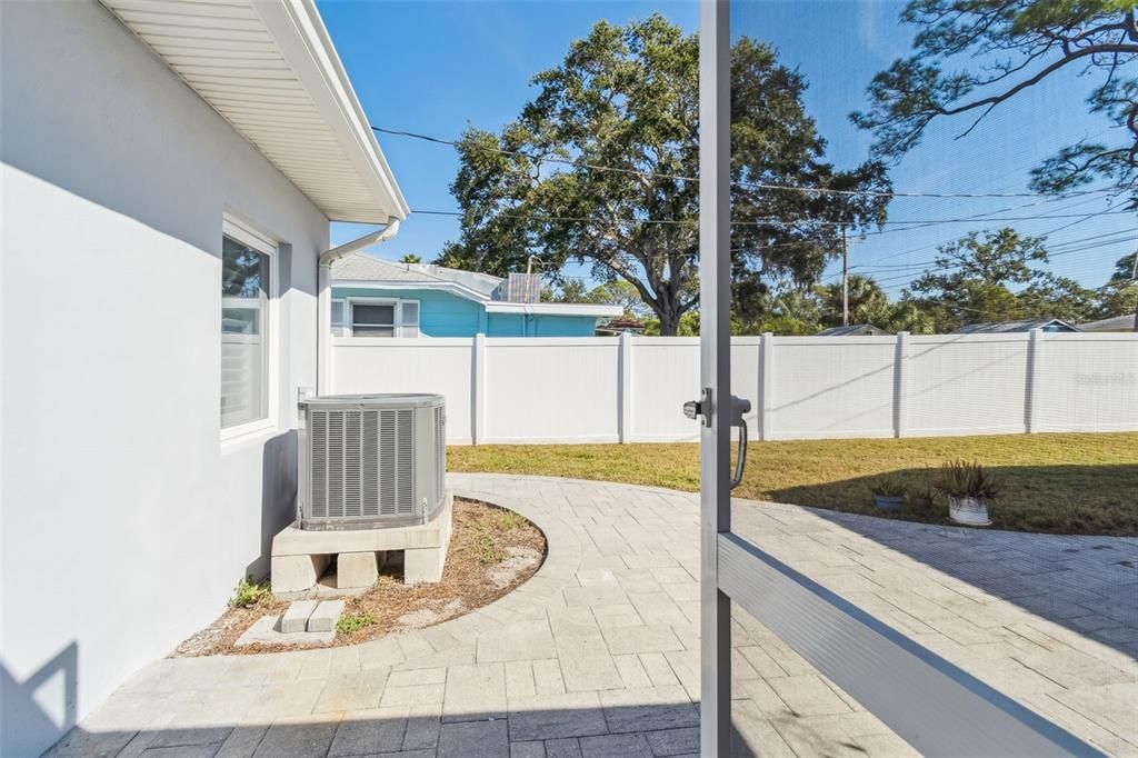 For Sale: $575,000 (3 beds, 2 baths, 1485 Square Feet)