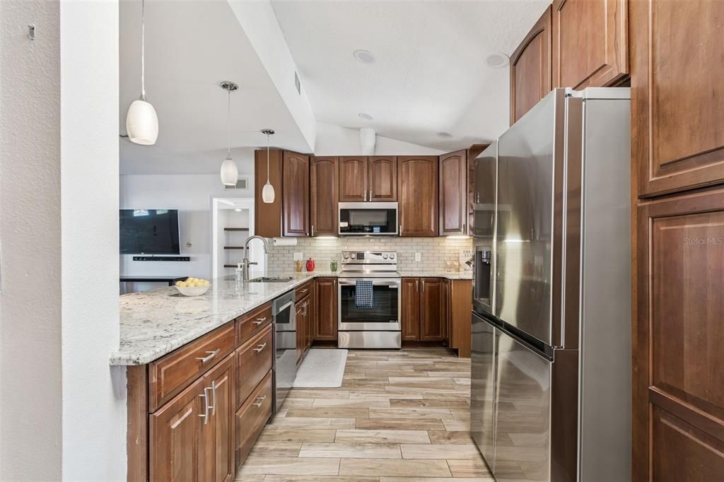 For Sale: $575,000 (3 beds, 2 baths, 1485 Square Feet)