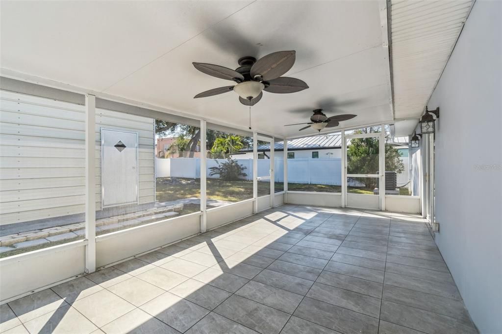 For Sale: $575,000 (3 beds, 2 baths, 1485 Square Feet)