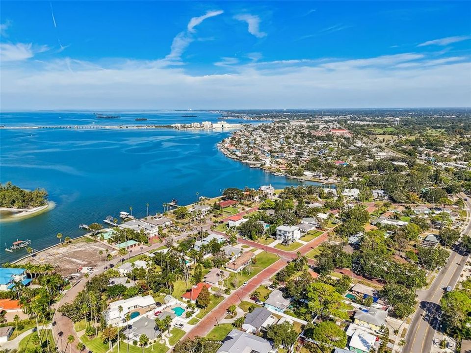 For Sale: $575,000 (3 beds, 2 baths, 1485 Square Feet)