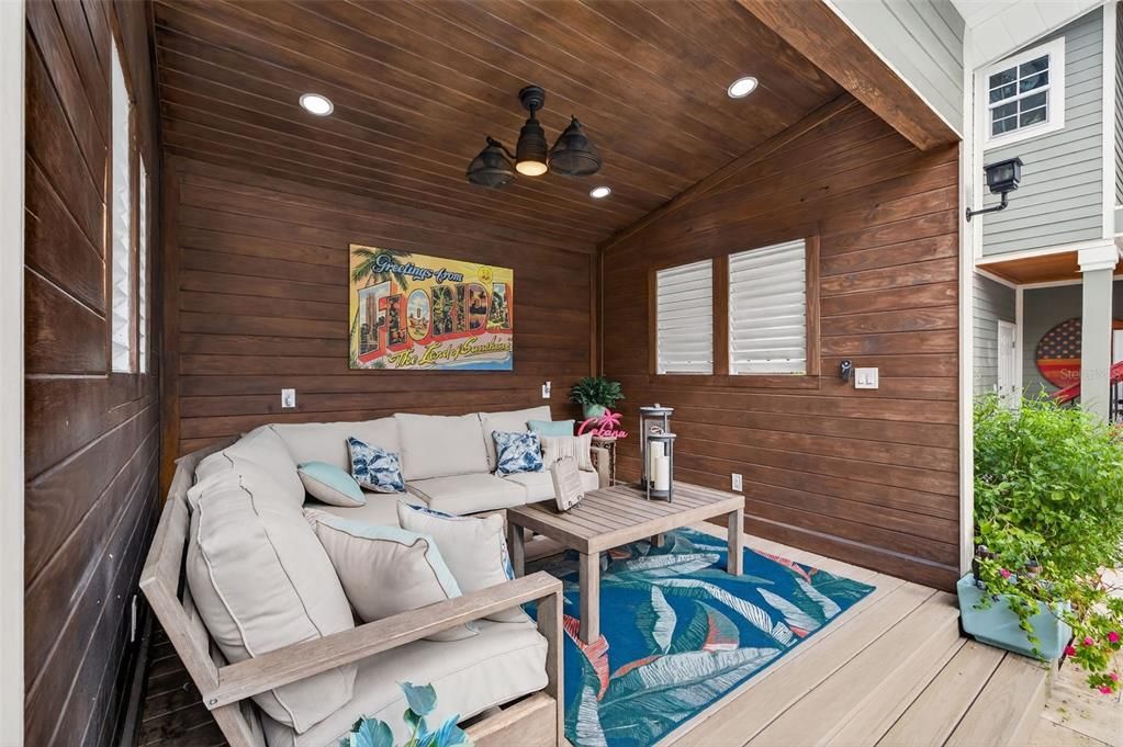 For Sale: $1,495,000 (6 beds, 4 baths, 2255 Square Feet)