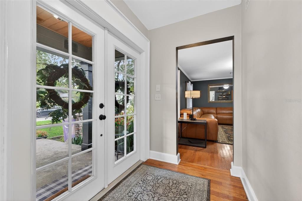 For Sale: $1,495,000 (6 beds, 4 baths, 2255 Square Feet)