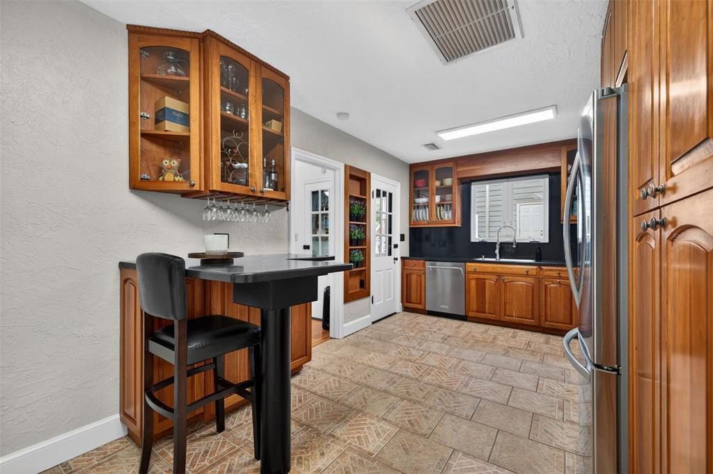 For Sale: $1,495,000 (6 beds, 4 baths, 2255 Square Feet)