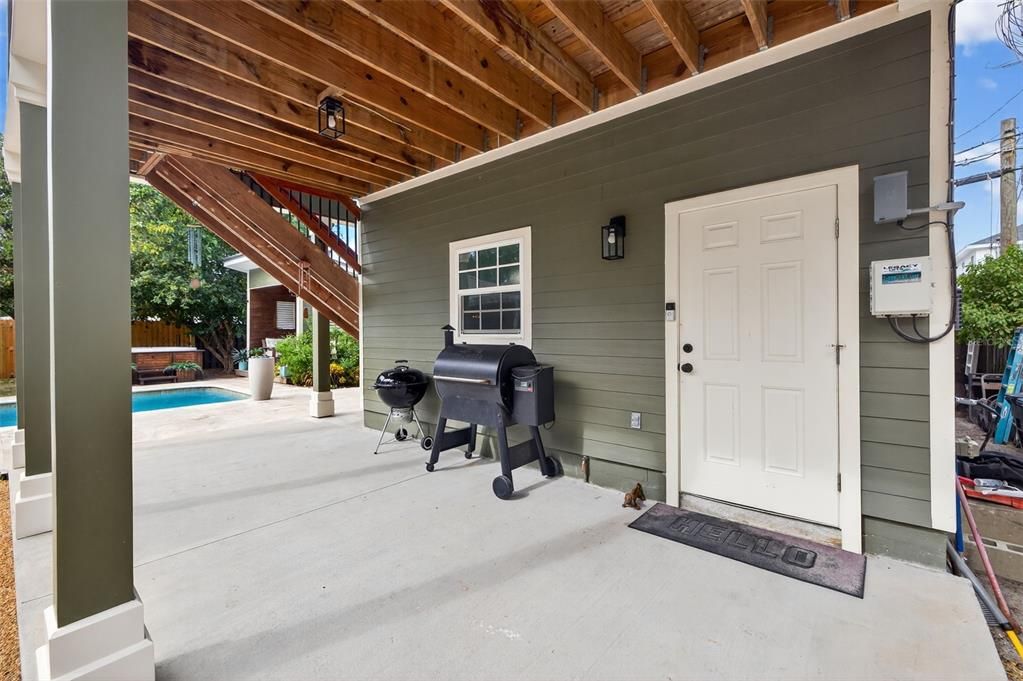 For Sale: $1,495,000 (6 beds, 4 baths, 2255 Square Feet)