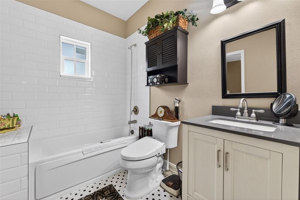 For Sale: $1,495,000 (6 beds, 4 baths, 2255 Square Feet)