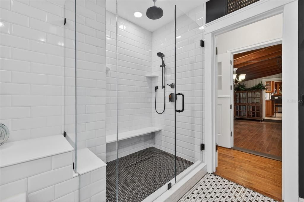 For Sale: $1,495,000 (6 beds, 4 baths, 2255 Square Feet)