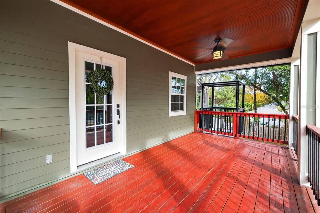 For Sale: $1,495,000 (6 beds, 4 baths, 2255 Square Feet)