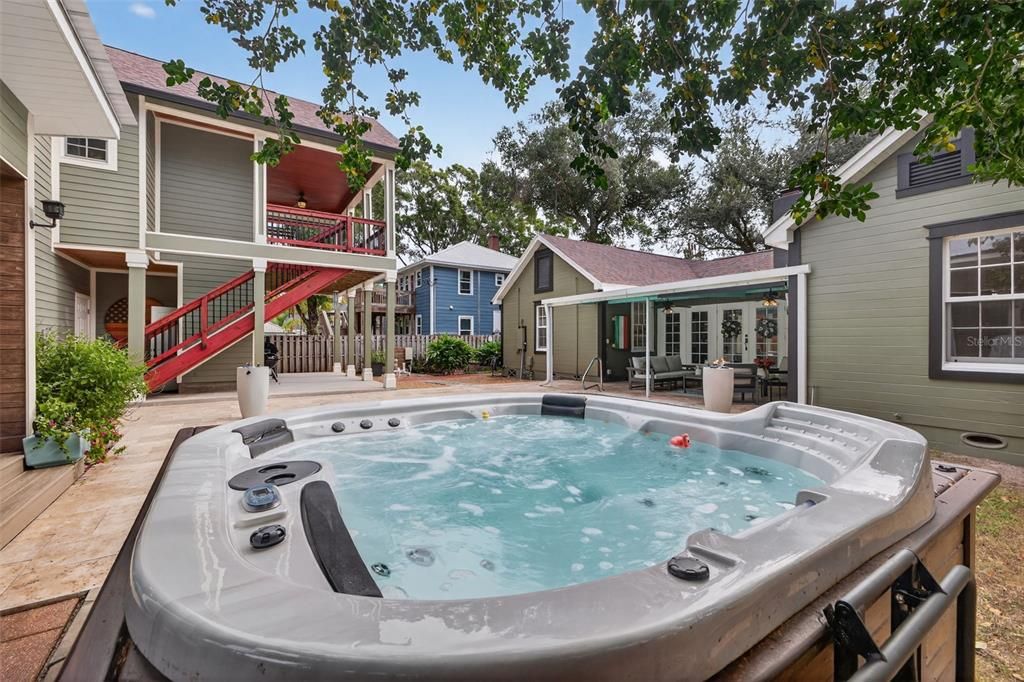 For Sale: $1,495,000 (6 beds, 4 baths, 2255 Square Feet)