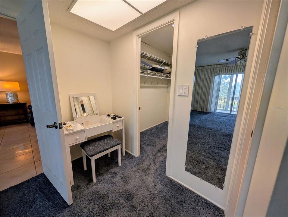 For Sale: $124,900 (2 beds, 2 baths, 1144 Square Feet)