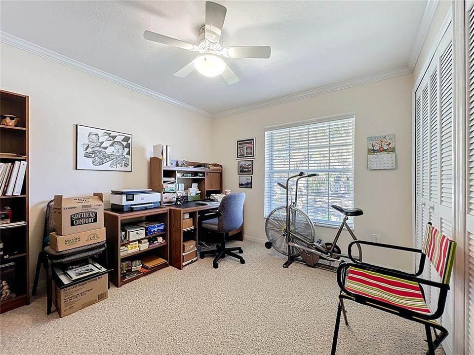 待售: $549,000 (4 贝兹, 3 浴室, 2075 平方英尺)