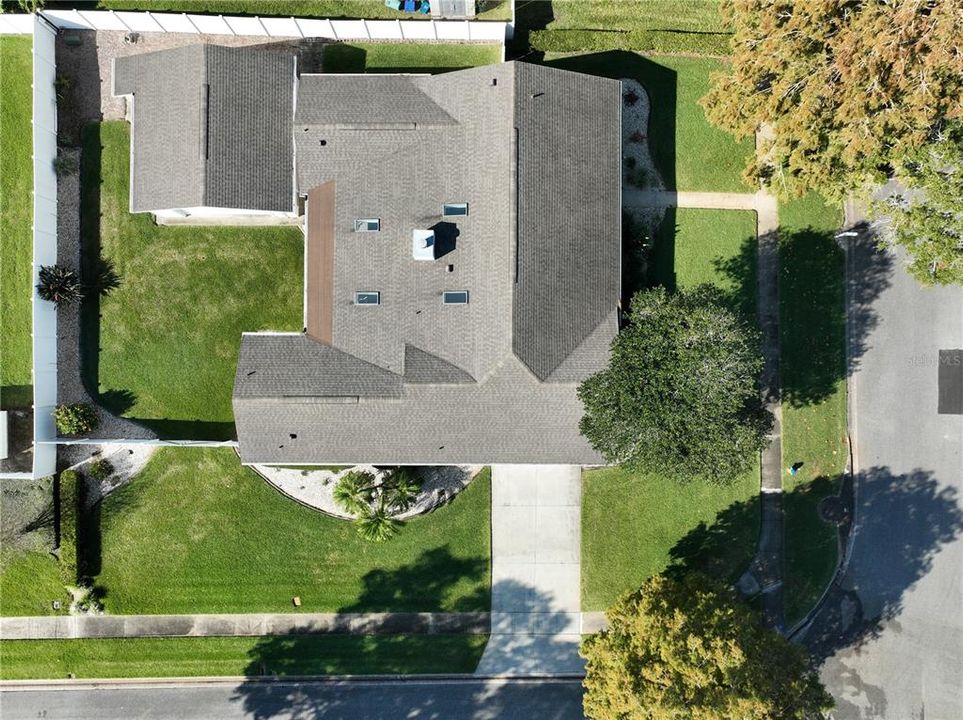 待售: $549,000 (4 贝兹, 3 浴室, 2075 平方英尺)