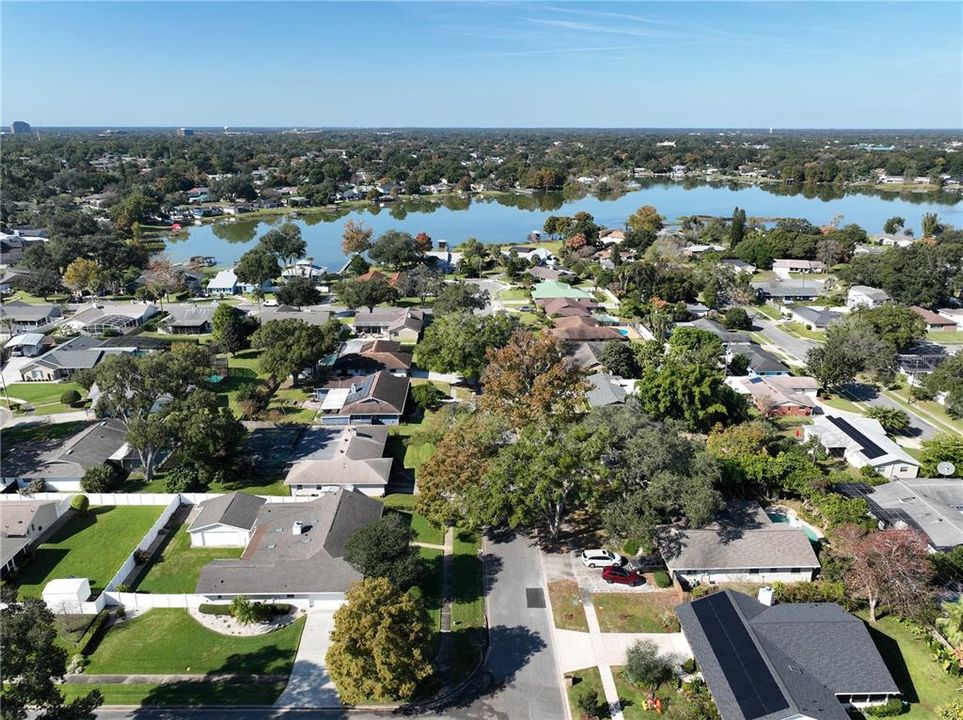 待售: $549,000 (4 贝兹, 3 浴室, 2075 平方英尺)