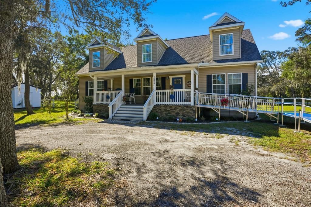 待售: $799,900 (4 贝兹, 3 浴室, 2308 平方英尺)