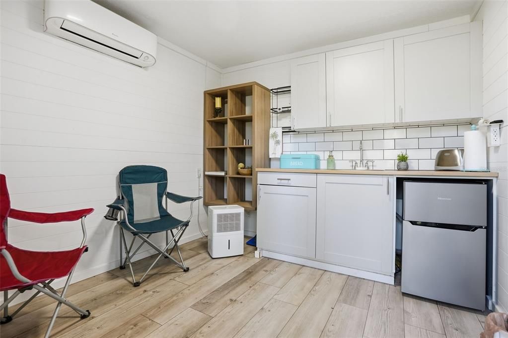 待售: $799,900 (4 贝兹, 3 浴室, 2308 平方英尺)