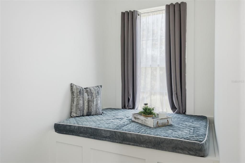 待售: $799,900 (4 贝兹, 3 浴室, 2308 平方英尺)