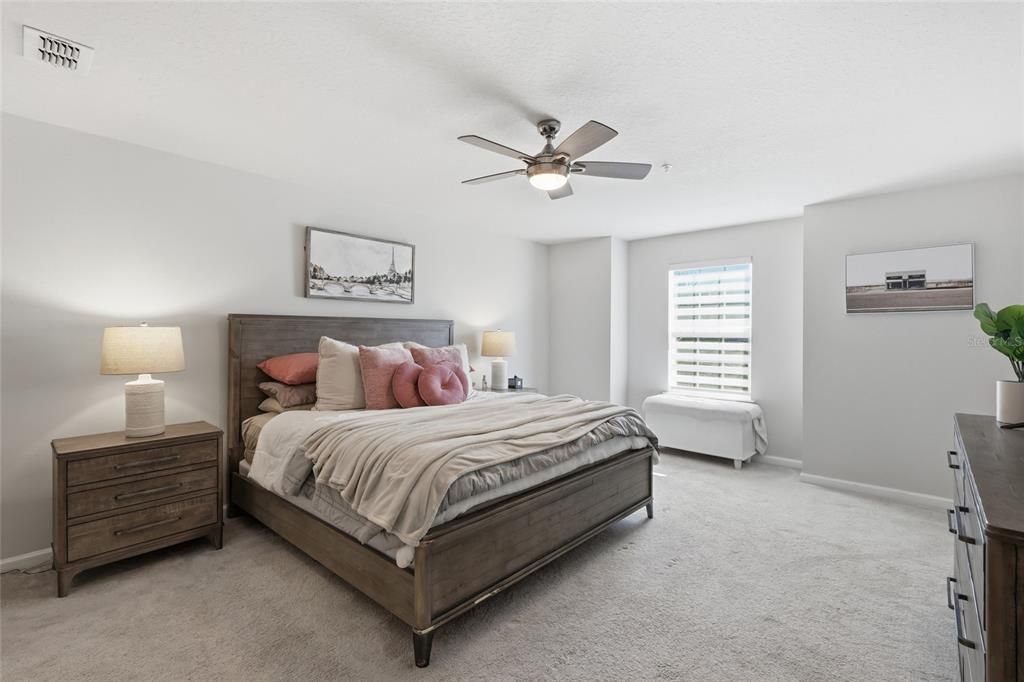 For Sale: $375,000 (3 beds, 2 baths, 1866 Square Feet)