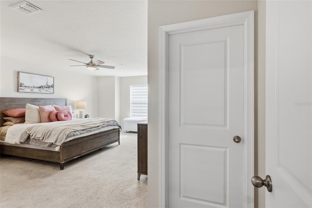 For Sale: $375,000 (3 beds, 2 baths, 1866 Square Feet)