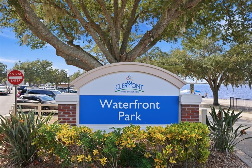 For Sale: $375,000 (3 beds, 2 baths, 1866 Square Feet)