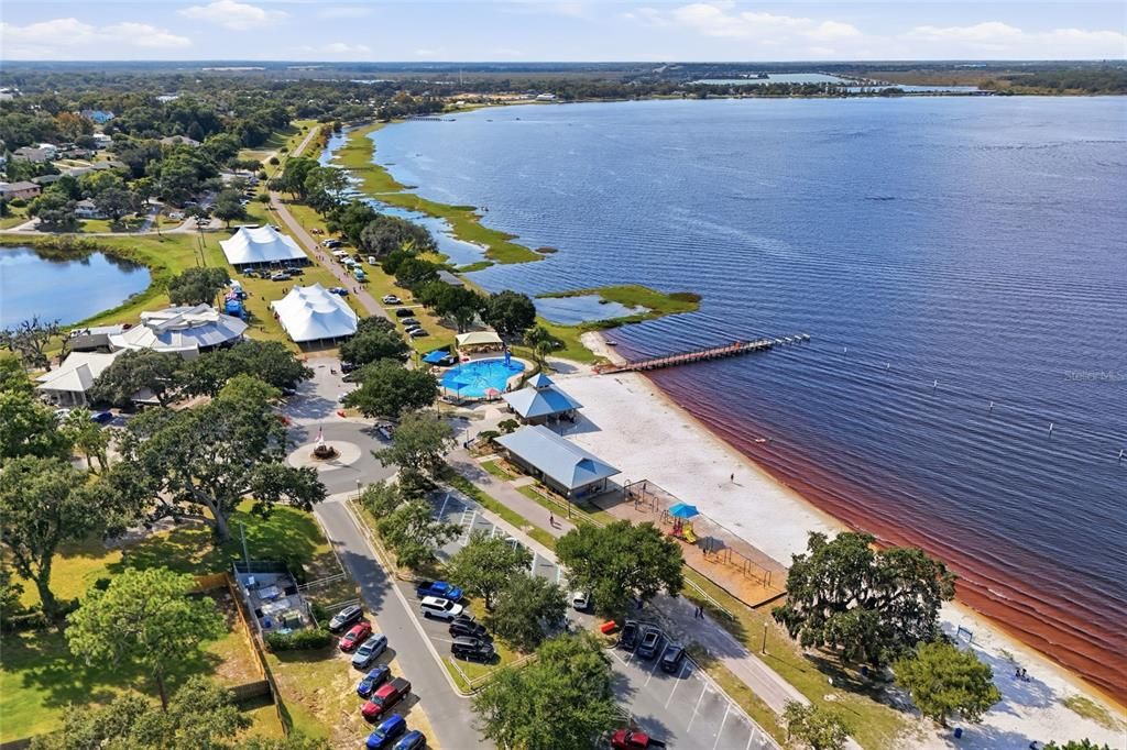 For Sale: $375,000 (3 beds, 2 baths, 1866 Square Feet)