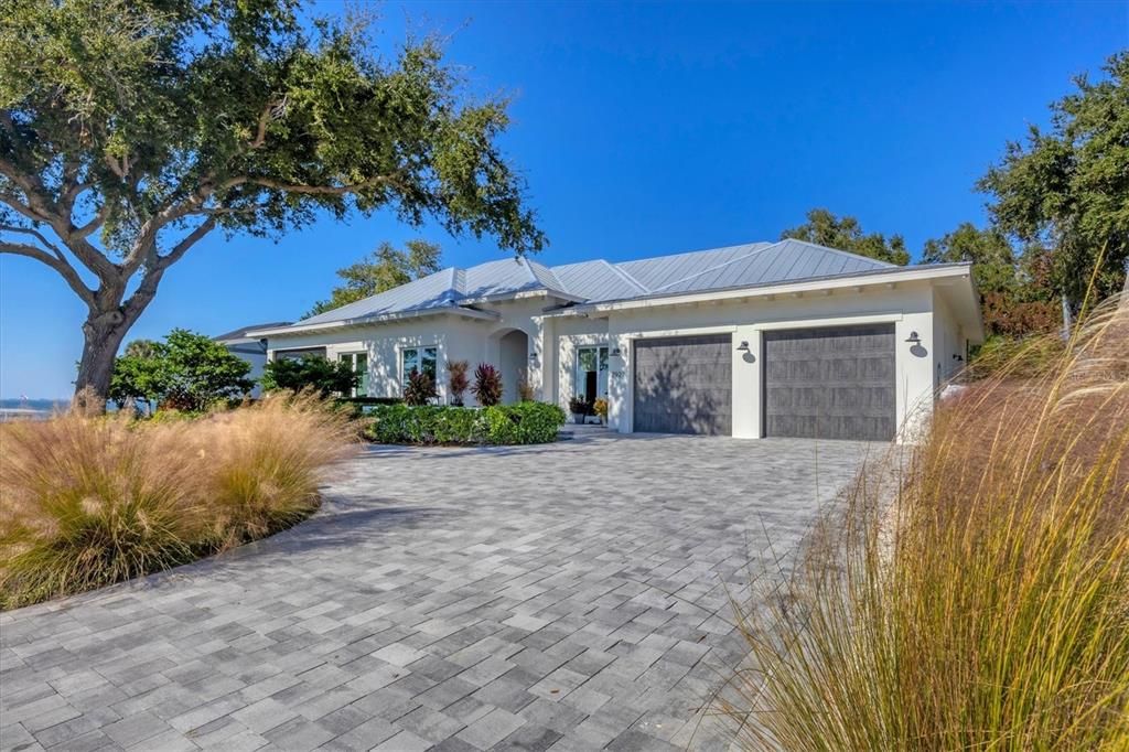 待售: $3,500,000 (4 贝兹, 4 浴室, 3027 平方英尺)