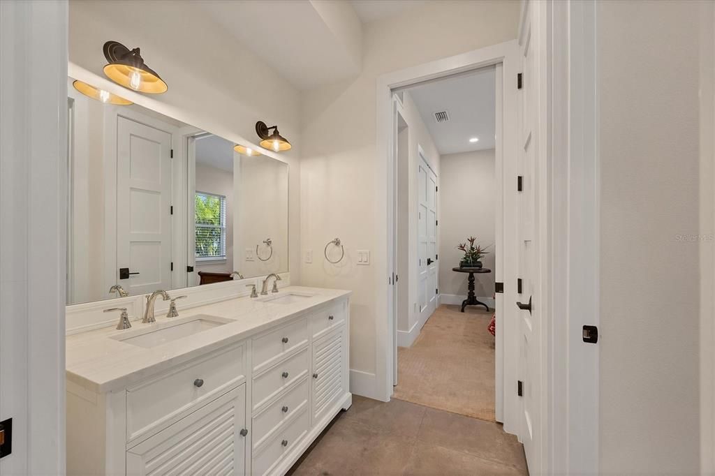 待售: $3,500,000 (4 贝兹, 4 浴室, 3027 平方英尺)