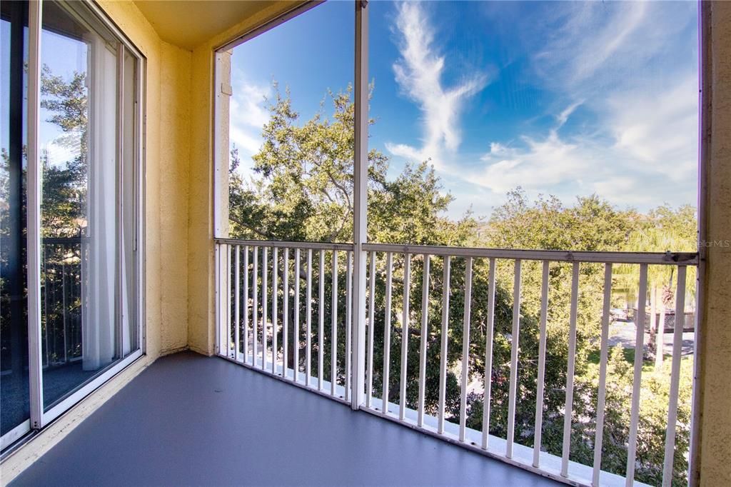 For Rent: $1,550 (2 beds, 2 baths, 1111 Square Feet)