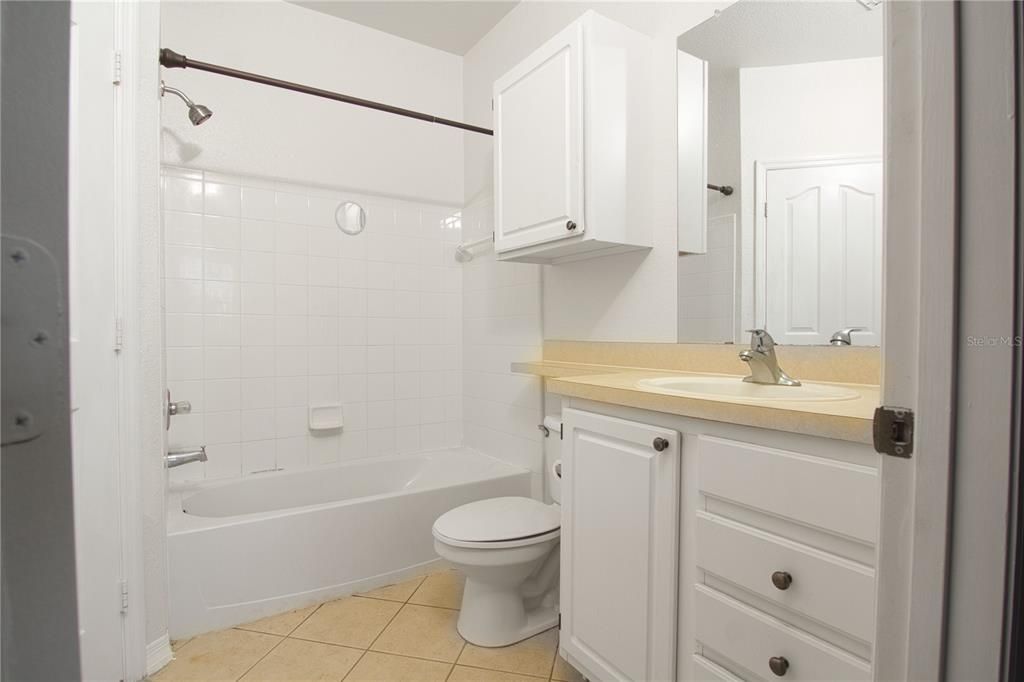 For Rent: $1,550 (2 beds, 2 baths, 1111 Square Feet)