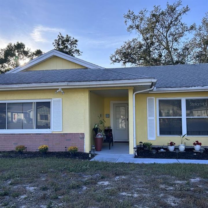 En Venta: $290,000 (4 camas, 2 baños, 1744 Pies cuadrados)