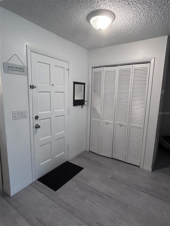 En Venta: $290,000 (4 camas, 2 baños, 1744 Pies cuadrados)