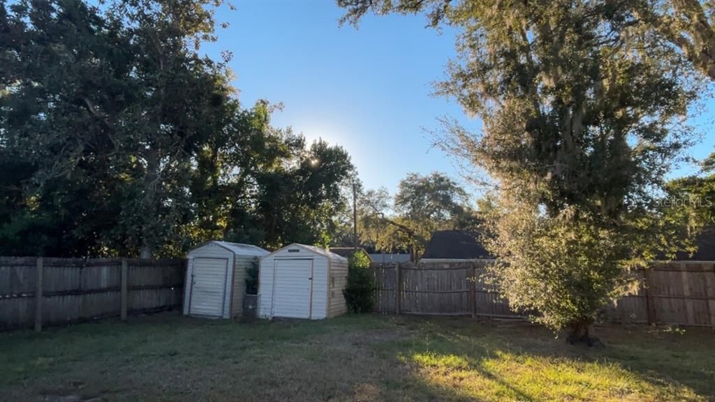 En Venta: $290,000 (4 camas, 2 baños, 1744 Pies cuadrados)