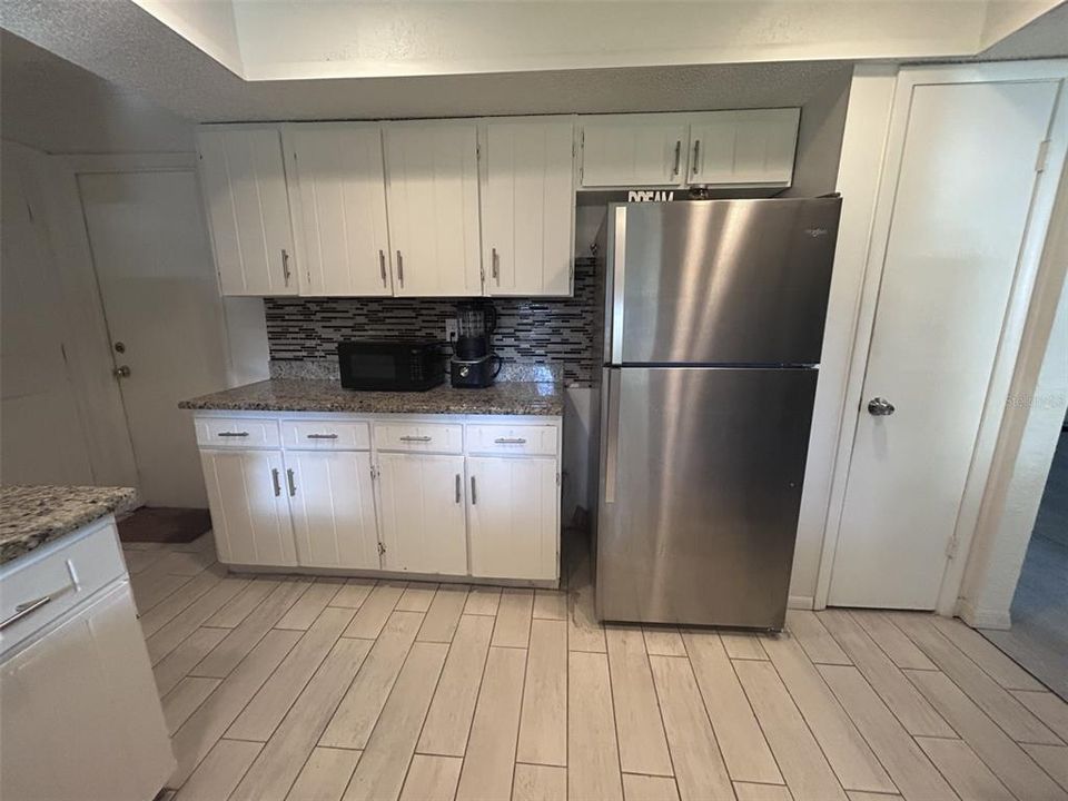 En Venta: $290,000 (4 camas, 2 baños, 1744 Pies cuadrados)