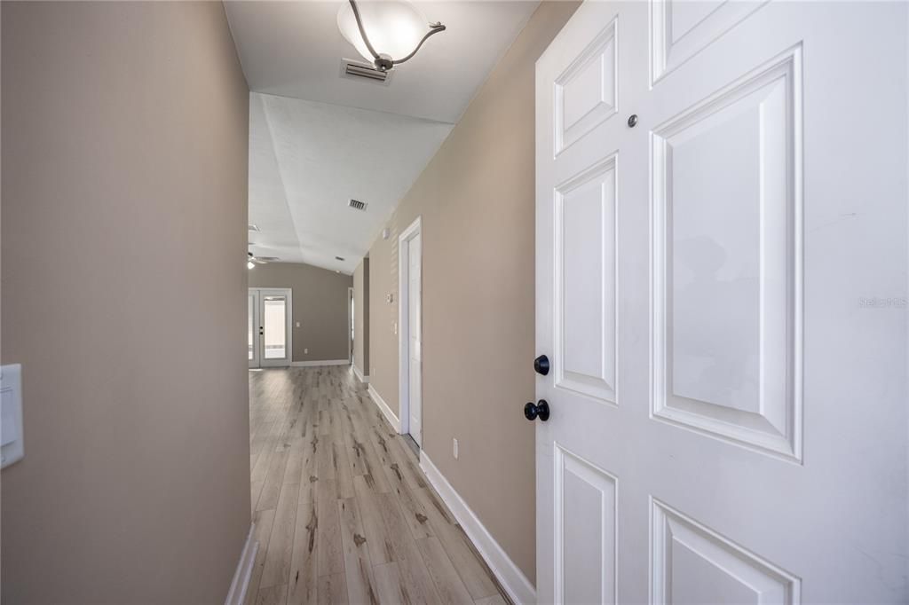 待售: $275,000 (3 贝兹, 2 浴室, 1314 平方英尺)