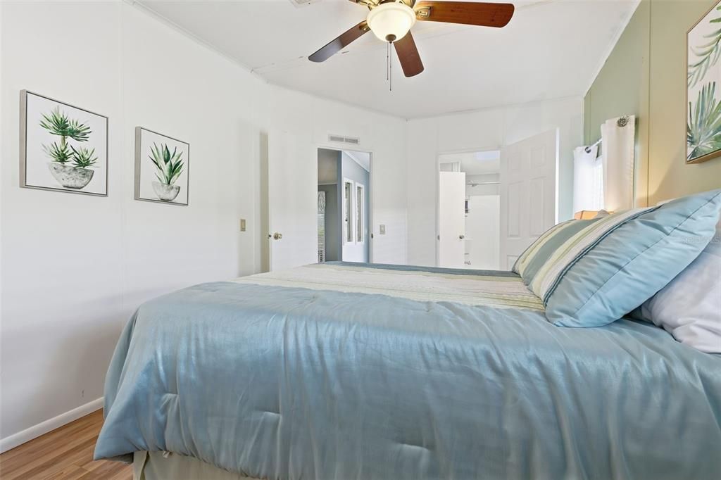 En Venta: $229,000 (2 camas, 2 baños, 1248 Pies cuadrados)