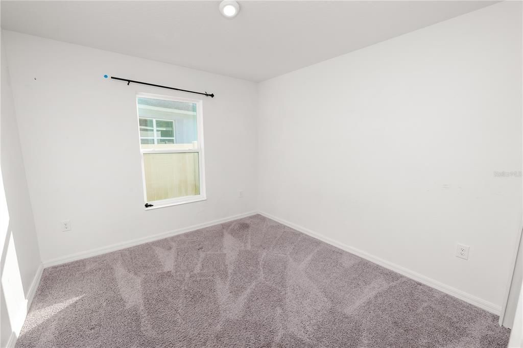 En Venta: $320,000 (4 camas, 2 baños, 1707 Pies cuadrados)