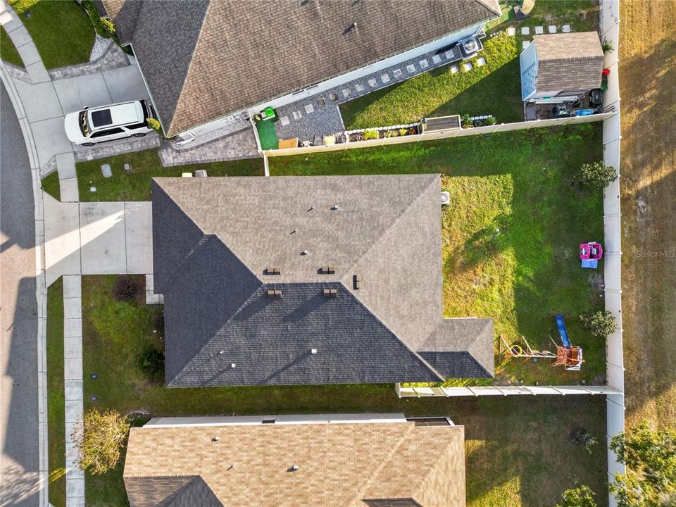 En Venta: $320,000 (4 camas, 2 baños, 1707 Pies cuadrados)