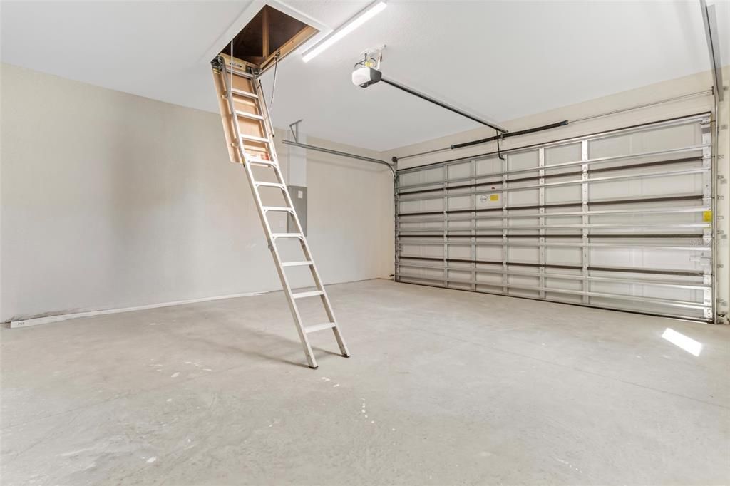 На продажу: $399,900 (3 спален, 2 ванн, 1842 Квадратных фут)