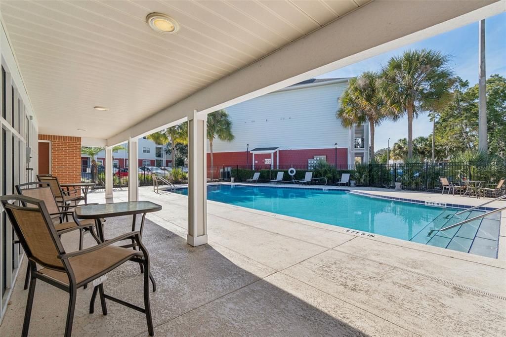 На продажу: $159,900 (3 спален, 2 ванн, 1093 Квадратных фут)