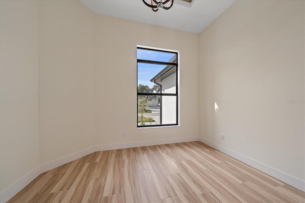 En Venta: $539,900 (3 camas, 2 baños, 1928 Pies cuadrados)