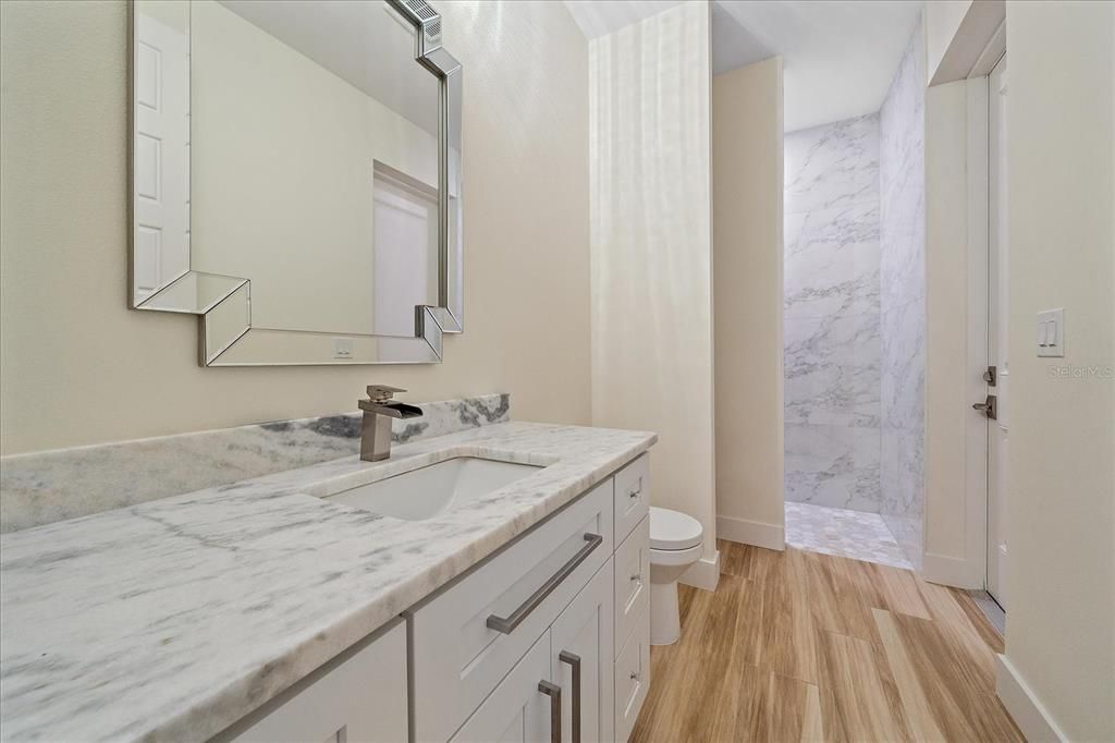 En Venta: $539,900 (3 camas, 2 baños, 1928 Pies cuadrados)