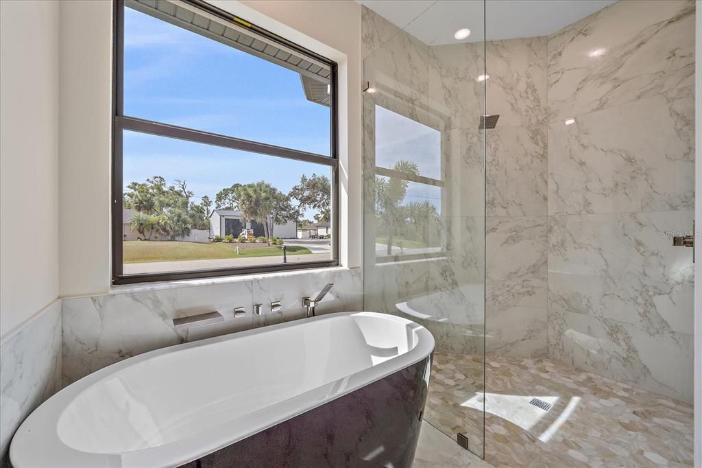 En Venta: $539,900 (3 camas, 2 baños, 1928 Pies cuadrados)