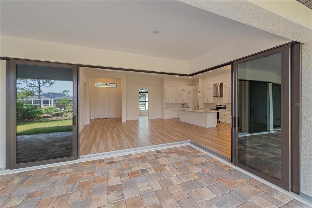 En Venta: $539,900 (3 camas, 2 baños, 1928 Pies cuadrados)