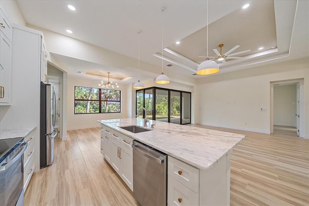 En Venta: $539,900 (3 camas, 2 baños, 1928 Pies cuadrados)