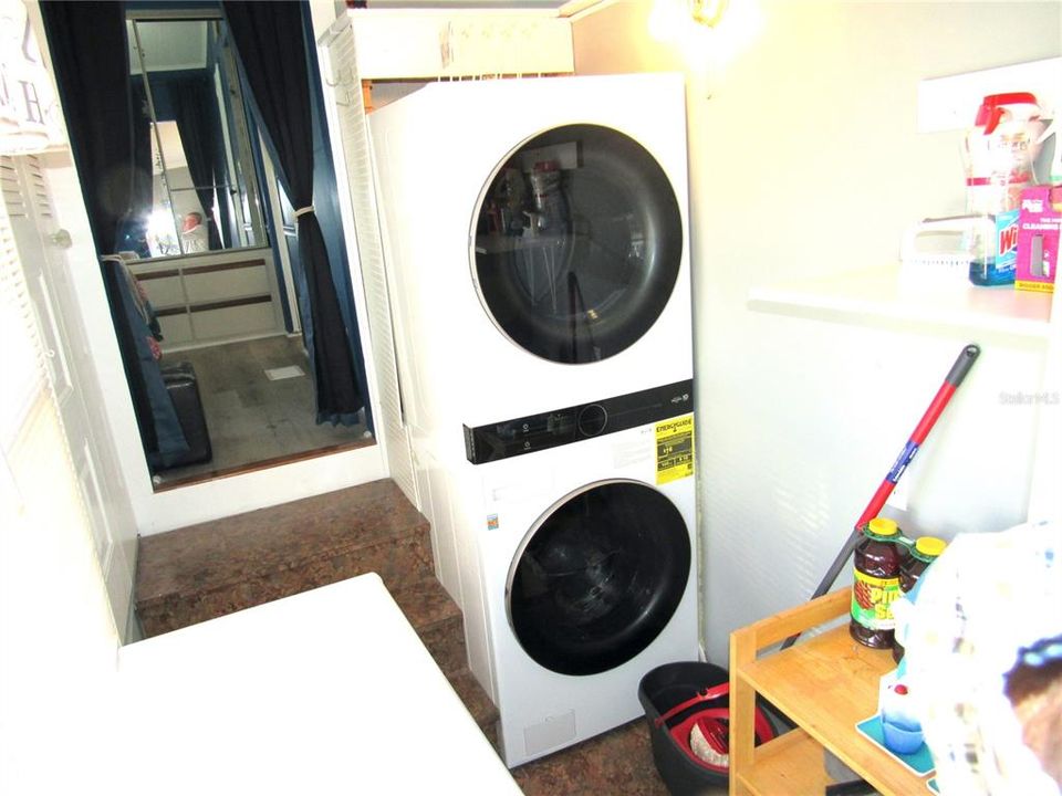 На продажу: $140,000 (1 спален, 1 ванн, 640 Квадратных фут)